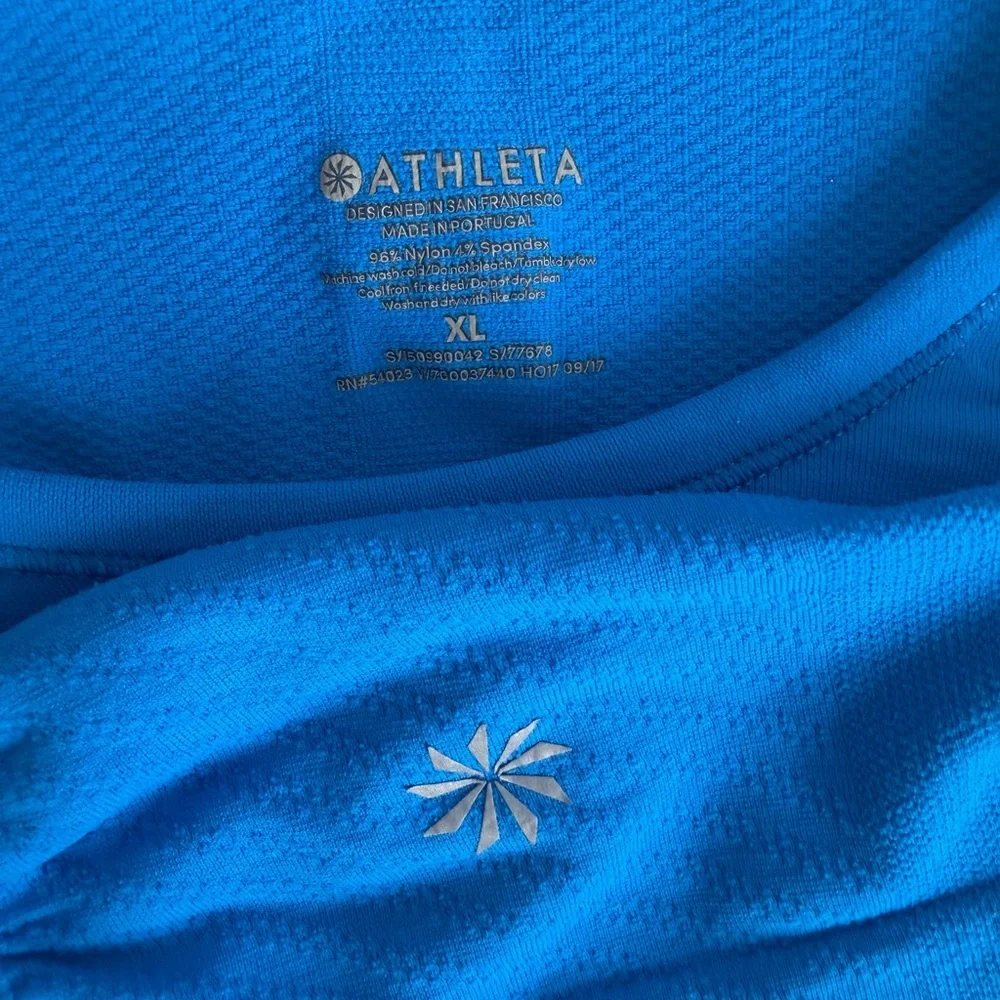 Athleta Vibrant Blue Short Sleeve Tee
